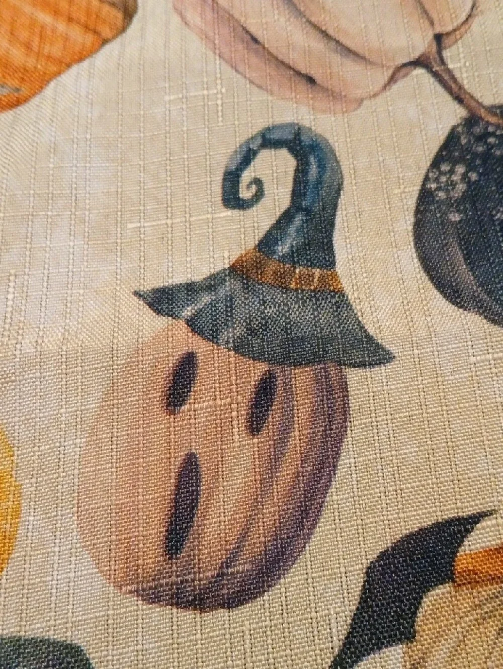 Festive Fun & Spooky Halloween Pumpkins  Orange Black Bats  Tablecloth 84x58 Rtg